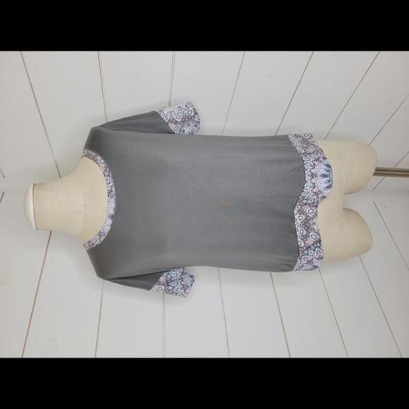 NWT Ink & Ivy grey with pink floral tee shirt - Picture 1 of 4